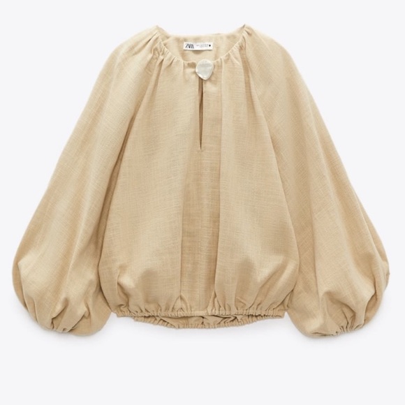 Zara Shell Button Balloon Top - Picture 2 of 5